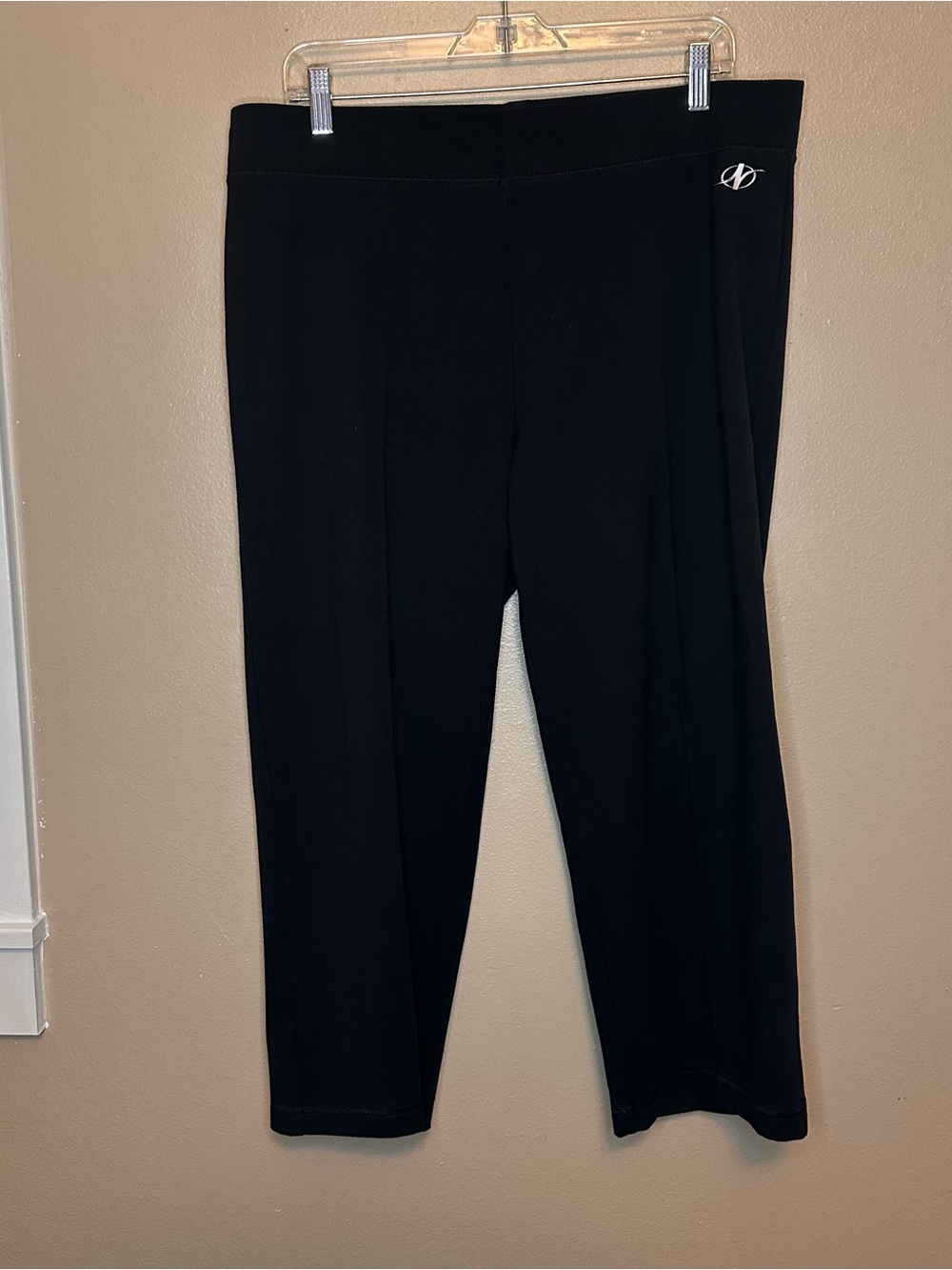 NordicTrack Active Capri Pants in Black - Comfortable Women's Fit